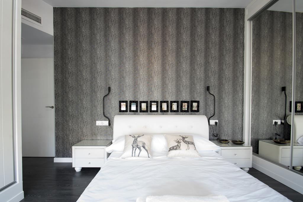 Apartamento Atico Real Suites グラナダ エクステリア 写真