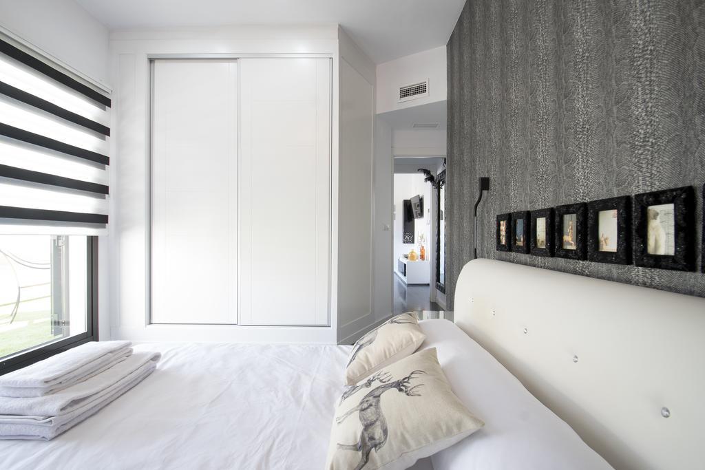 Apartamento Atico Real Suites グラナダ エクステリア 写真